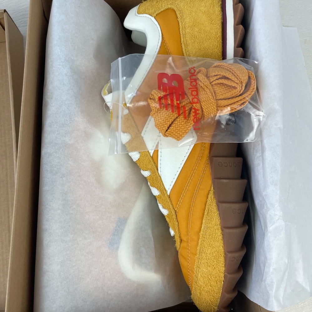 New Balance x Donald Glover RC30 Golden Hour Sneaker - Picture 8 of 8